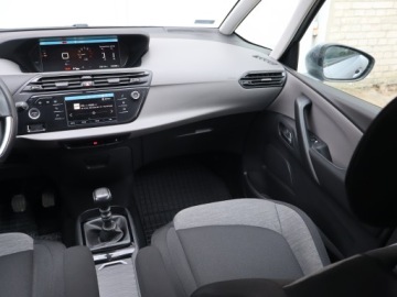 Citroen C4 Spacetourer Grand 1.2 PureTech 131KM 2020 Citroen C4 SpaceTourer PureTech 130, Salon Polska, zdjęcie 7