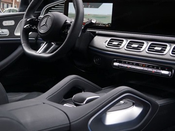Mercedes GLE V167 SUV Facelifting 3.0 450d 367KM 2025 MERCEDES-BENZ GLE 450 d 4-Matic AMG Line 3.0 (367KM) 2025, zdjęcie 6