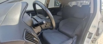 Kia Rio III Hatchback 5d Facelifting 1.1 WGT 75KM 2015 Kia Rio Kia Rio 1.1 CRDI Attract 1.1 Diesel 75KM, zdjęcie 18