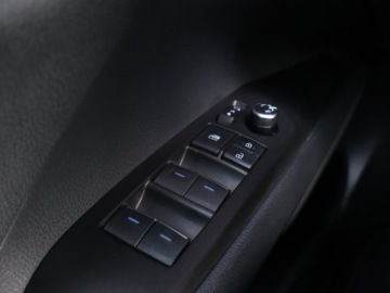 Toyota Camry IX Sedan 2.5 Hybrid Dynamic Force 218KM 2021 Toyota Camry 2.5 Hybrid, Salon Polska, zdjęcie 17