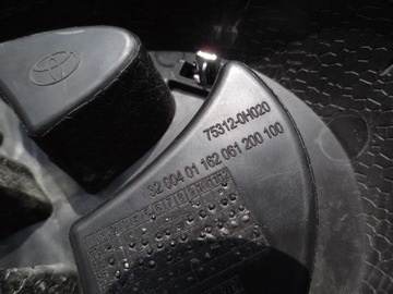 TOYOTA AYGO II 2017 ZNAKY LOGO ZNAK NÁRAZNÍKU