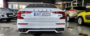 Volvo S60 III 2021 Volvo S60 2.0 Turbo benzyna 250 km. 4x4 Najbogatsza wersja wyposazenia 2.0, zdjęcie 16