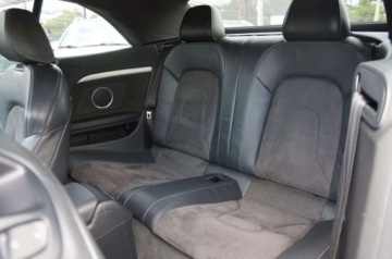 Audi A5 8T Cabrio Facelifting 2.0 TDI 177KM 2012 Audi A5 Cabrio 2.0 TDI CR 177 KM, Cabrio, S-Line, Lift, Navi, Kamera, BO,, zdjęcie 32