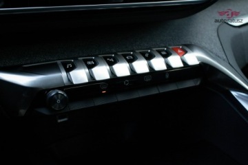 Peugeot 3008 I Crossover 2.0 HDi FAP 150KM 2016 Peugeot 3008 Szklany Dach * 2.0 HDI 150KM * Allure, zdjęcie 11