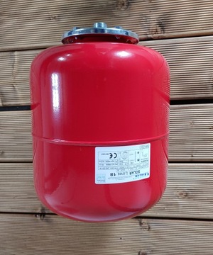 Naczynko solarne przeponowe 25L CIMM 10 bar 19