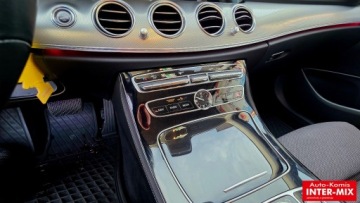 Mercedes Klasa E W213 Kombi 2.0 220d 194KM 2020 Mercedes-Benz Klasa E Niski przebieg Idealne bogata wersja AUTOMAT 2.0, zdjęcie 30