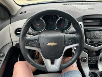Chevrolet Cruze Sedan 1.6 16V DOHC 124KM 2011 Chevrolet Cruze Przebieg 92tyskm!!! bezwypadkowy 1.6 Benzyna 124KM, zdjęcie 12