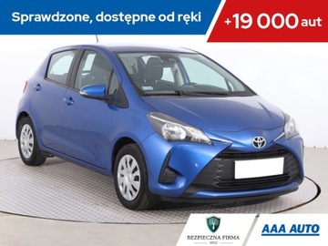Toyota Yaris III Hatchback 5d Facelifting 2017 1.0 VVT-i 72KM 2020 Toyota Yaris 1.0 VVT-i, Salon Polska, Klima
