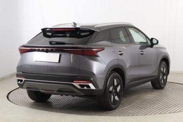 Omoda 5 1.6 T-GDI 147KM 2024 Omoda 5 1.6 T, Serwis ASO, Automat, VAT 23%, zdjęcie 4