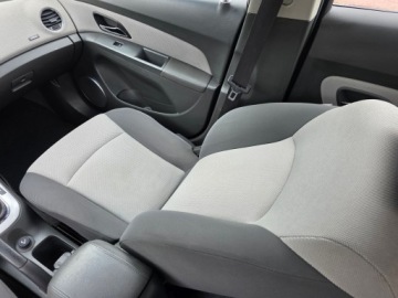 Chevrolet Cruze Sedan 1.6 i 113KM 2009 Chevrolet Cruze 1,6 113 KM LS, zdjęcie 22