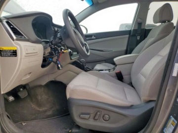 Hyundai Tucson III 2018 Hyundai Tucson 2018 HYUNDAI TUCSON SEL 2.0 Benzyna 164KM, zdjęcie 6