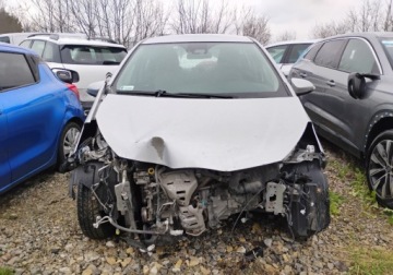 Toyota Yaris III Hatchback 5d Facelifting 2017 1.5 Dual VVT-iE 111KM 2018 Toyota Yaris 2018r, 1.5 Benzyna. Uszkodzony przod. 1.5 Benzyna 112KM, zdjęcie 15