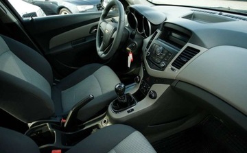 Chevrolet Cruze 2011 Chevrolet Cruze 1.6 benzyna 113KM sedan klimatyzacja hamulce i opony bdb, zdjęcie 29