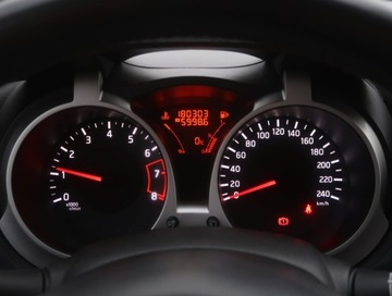 Nissan Juke I SUV 1.6 DIG-T 190KM 2010 Nissan Juke 1.6 DIG-T, Salon Polska, GAZ, Klima, zdjęcie 10