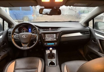 Toyota Avensis III Wagon Facelifting 2015 1.8 Valvematic 147KM 2017 Toyota Avensis 1.8 Benzyna 147KM, zdjęcie 9