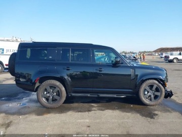 Land Rover Defender IV (L663) 2023 Land Rover Defender 130 X-Dynamic SE 2023 3.0l 3.0 Benzyna 395KM, zdjęcie 6