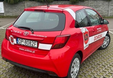 Toyota Yaris III Hatchback 5d Facelifting 1.33 Dual VVT-i 99KM 2015 Toyota Yaris 1.4 benzyna 2015 Salon PL 1.3 BenzynaLPG 99KM, zdjęcie 4