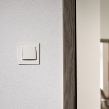 Simon 10 ЗВОНОК ВЫКЛЮЧАТЕЛЬ белый Свяжитесь с Simon10