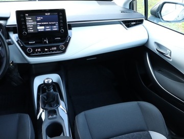 Toyota Corolla XII TS Kombi 1.2 Turbo D-4T 116KM 2019 Toyota Corolla 1.2 Turbo, Salon Polska, zdjęcie 7