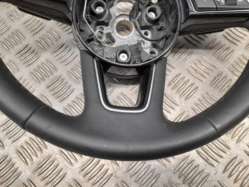 Audi A5 2021 Передняя левая сторона Рулевые колеса