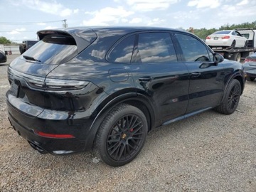 Porsche Cayenne III 2023 Porsche Cayenne 2023 PORSCHE CAYENNE GTS 4.0 Benzyna 500KM, zdjęcie 3