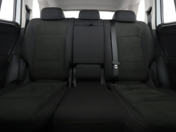 Volkswagen Tiguan Allspace SUV 2.0 TDI 240KM 2018 Volkswagen Tiguan Allspace full led virtual dsg, zdjęcie 17