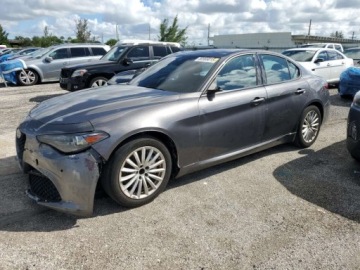 Alfa Romeo Giulia II Sedan Facelifting 2.0 Turbo 280KM 2023 Alfa Romeo Giulia 2023 ALFA ROMEO GIULIA SPRINT 2.0 Benzyna 280KM, zdjęcie 1