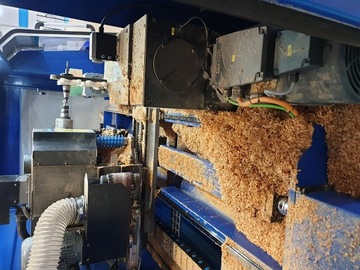 Tokarka CNC drewna 4x4 z automatycznym załadunkiem