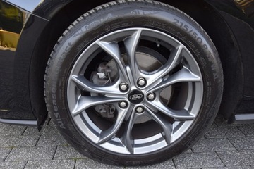 Ford Focus III Sedan Facelifting 1.0 EcoBoost 125KM 2018 Titanium* Navi* Alufelgi* Radar* Asystent* Car Play* Gwarancja* BLACK WEEK, zdjęcie 36