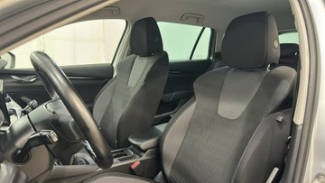 Skoda Octavia IV Kombi 2.0 TDI 115KM 2020 Škoda Octavia Skoda Octavia 2.0 TDI SCR Ambition, zdjęcie 9