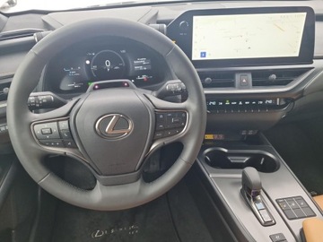 Lexus UX Crossover Facelifting 2.0 300h 199KM 2024 Lexus UX 300h F Sport Design 300h F Sport Design S, zdjęcie 2
