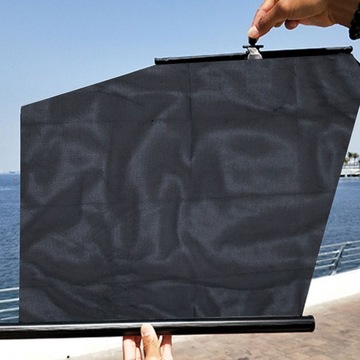 OSŁONA PRZECIWSŁONECZNA SAMOCHODU NA TYLNE OKNO BLOKUJĄCA ZASŁONY