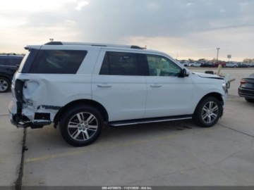 Ford Expedition III 2023 Ford Expedition Limited, 2023r., 3.5L 3.5 Benzyna 400KM, zdjęcie 4