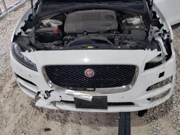 Jaguar F-Pace SUV 2.0 i4 250KM 2020 Jaguar F-Pace JAGUAR F-PACE PRESTIGE 2020 2.0 Benzyna 250KM, zdjęcie 11