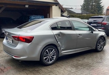 Toyota Avensis III Wagon Facelifting 2015 2.0 D-4D 143KM 2017 Toyota Avensis 2.0 D 4D Salon Polska Kamera Co..., zdjęcie 8