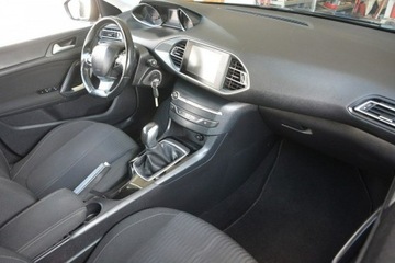 Peugeot 308 II Hatchback 5d 1.2 PureTech 110KM 2016 Peugeot 308 1.2 nawigacja led bezwypadkowy climatr, zdjęcie 10