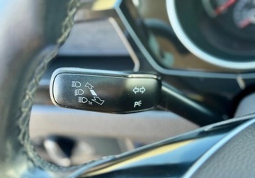 Volkswagen Touran III 2.0 TDI 150KM 2016 Volkswagen Touran 2.0 TDI CR TOP LED DSG Nvi kamera PDC Highline Panorama, zdjęcie 37