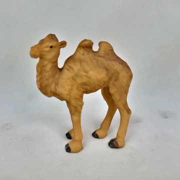 MŁODY WIELBŁĄD do Szopki- 5,0cm wys.- do figur 7cm