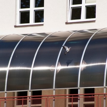 Poliwęglan komorowy 4 mm bezbarwny, 1.05×1 m, UV płyta poliwęglan na dach