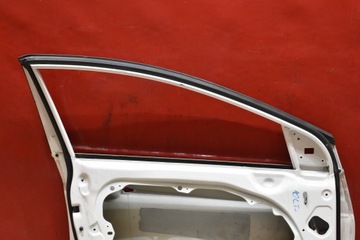DVEŘE LEVÉ PŘEDNÍ BÍLÉ HYUNDAI I40 KOMBI 11-19