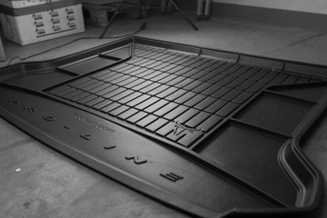 Kia E-Soul 2019 - вставка в нижний пол, коврик в багажник Frogum