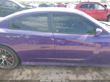 Dodge Charger VII 2016 Dodge Charger 2016 Dodge Charger 4dr Sdn SRT 392 RWD 6.4 Benzyna 485KM, zdjęcie 5