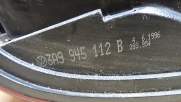 PASSAT B4 1.9 TDI SVĚTLO PRAVÝ ZADNÍ KOMBI 3A9945112B