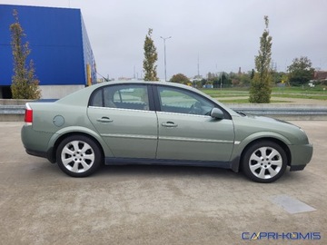 Opel Vectra C Sedan 2.2 i 16V 155KM 2004 Opel Vectra 2.2i Cosmo Plus Bezwypadkowa 2.2 Benzyna 155KM, zdjęcie 6
