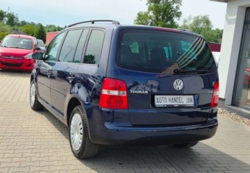 Volkswagen Touran I 2.0 TDI 140KM 2006 Volkswagen Touran 2,0 TDI 140 km 7-osobowy 6-Biegow 2.0 Diesel 140KM, zdjęcie 3
