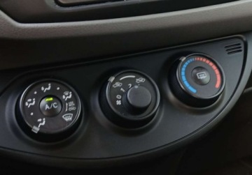 Toyota Yaris III Hatchback 5d Facelifting 2017 1.5 Dual VVT-iE 111KM 2019 Toyota Yaris Yaris Active FV23 Bezwypadkowy Salon PL ASO 1.5, zdjęcie 17