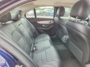 Mercedes Klasa C W205 2019 Mercedes-Benz Klasa C 2019 C300 4MATIC 2.0 Benzyna 255KM, zdjęcie 9
