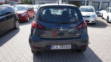 Mitsubishi Colt VI Hatchback 1.1 i 12V 75KM 2008 Mitsubishi Colt zarejestrowany, ubezpieczony, zdjęcie 5