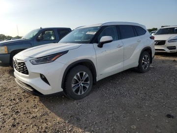 Toyota Highlander III 2021 Toyota Highlander 2021 TOYOTA HIGHLANDER HYBRID XLE 2.5 Hybryda 243KM, zdjęcie 1