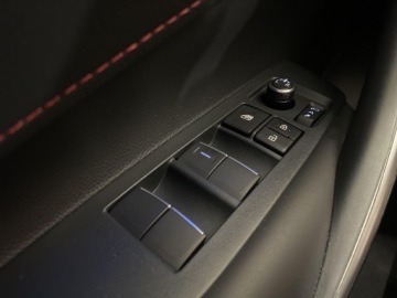 Toyota Corolla XII TS Kombi Facelifting 2.0 Hybrid Dynamic Force 196KM 2024 Toyota Corolla 2.0 Hybrid GR Sport Dynamic Seria E, zdjęcie 20